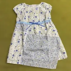 bebe 花柄ワンピース 青と白 半袖