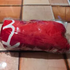 HELLO KITTY 赤いブランケット　新品