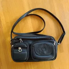 黒 ショルダーバッグ マリークワント ユーズド ダメージあり