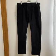 ユニクロ　EZYスキニーフィットカラージーンズ　ブラック