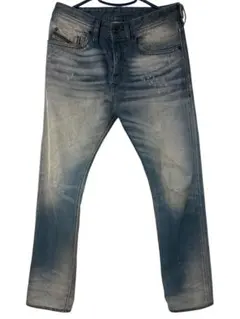 ストレートデニム 淡いブルー イタリア製、メンズデニム