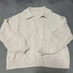 GRLベージュ Vネック ケーブル編み ニット