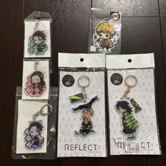 (光る)鬼滅の刃 アクリルキーホルダー ➕ポストカード　まとめ売り