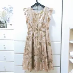 ジルスチュアート　ワンピース　花柄　サテン　フラワープリント　ウエストゴム