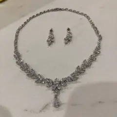 ネックレス　ピアス　2点セット　ブライダル　結婚式