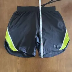 UNDER ARMOUR ハーフパンツ