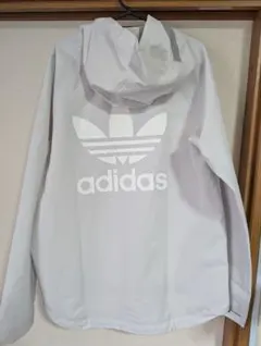 adidas フード付きナイロンジャケット