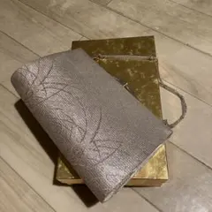 シルバー葉模様クラッチバッグ