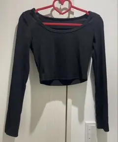 SHEIN DAZY 無地柄 ショート丈　長袖