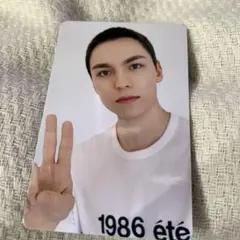 SEVENTEEN FC更新トレカ バーノン