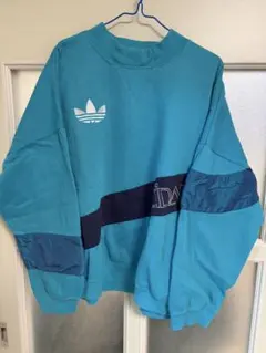 adidas originalsトレーナー スウェット