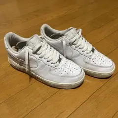 ‼️値下げしました‼️NIKE AIR FORCE 1 ホワイト スニーカー26.5のサムネイル