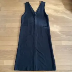 NATURAL BEAUTY BASIC Vネックノースリワンピ　ブラック