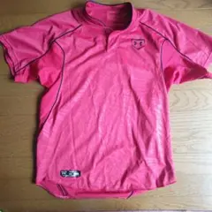 Under Armour 赤色アンダーシャツ MD