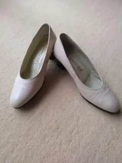 RIZ Comfort ホワイトパンプス 23.5cm