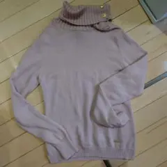 ブルーレーベルクレストブリッジ　ニット