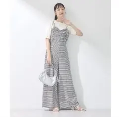 シャーリングキャミロンパースのサムネイル