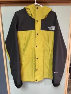 マウンテンライトジャケット