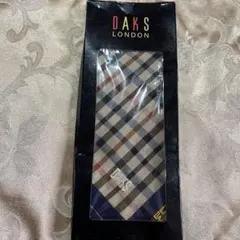 DAKS ベージュ系チェック ハンカチ