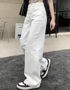 ホワイトデニムワイドパンツ