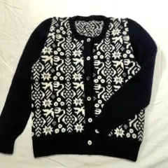 手編み カーディガン ファッション