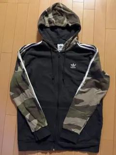 adidas ブラック 迷彩 ジップアップパーカー