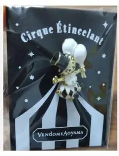 値下げ❗️VENDOME AOYAMA ピンバッジのサムネイル