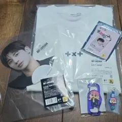 bts T-SHIRT(S)PROOF 黒、ピンズ、ジミンキーホルダー - メルカリ