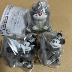 ディズニー　カラーコレクションチャーム　ミッキー　　ルシファー　３点