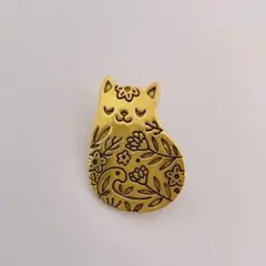 【北欧風　猫　ブローチ】ゴールド　ヴィンテージガーデン　アンティーク調 ネコ