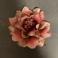 ヘアアクセサリー 髪飾り コーム付き ピンク系 バラのモチーフ ローズ