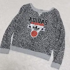 adidas Originalsアディダスオリジナル　スウェット レオパード