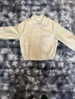 nyunyuフェイクレザージャケット