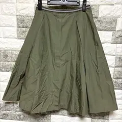 美品【バンヤードストーム】フレアスカート ひざ丈オリーブグリーンシンプル2タック