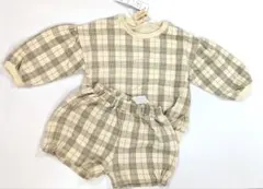 新品未使用品　ベージュ系チェックのベビー服セット　長袖　90