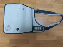 Item thumbnail for item a7bd5543-5771-4f0b-87e9-7405bec52f89