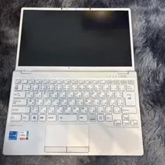 Fujitsu LIFEBOOK UH Series 本体のサムネイル
