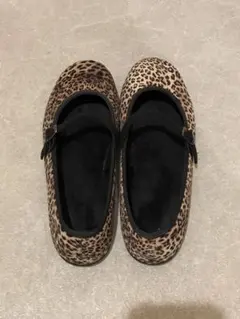 ヒョウ柄フラットシューズ