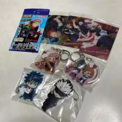 呪術廻戦アクリルキーホルダーとホログラムカードセット
