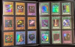 遊戯王　初期　古いカードなどまとめ売り　計126枚