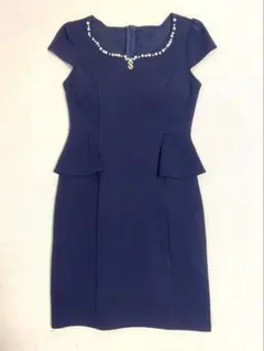 ネイビー ペプラムスタイルドレス