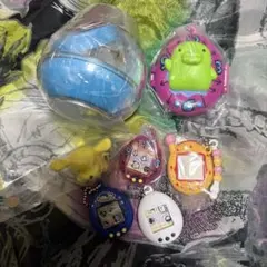 新品中古 たまごっち ガチャガチャ セット カプセリウム シャカシャカチャーム