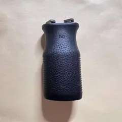 Magpul MVG M-LOK フォアグリップ ブラックのサムネイル