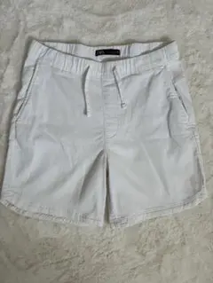 ZARA ホワイト ショートパンツ Mのサムネイル