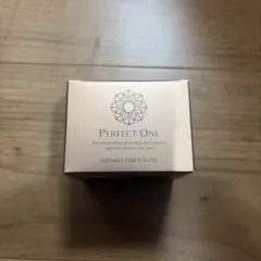 PERFECT ONE 薬用リンクルストレッチジェル 50gのサムネイル