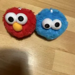 エルモ・クッキーモンスター ふわふわイヤリング