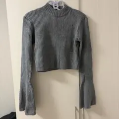 グレー リブ編み タートルネック セーター