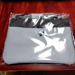 【新品未開封】レトルト　サコッシュ