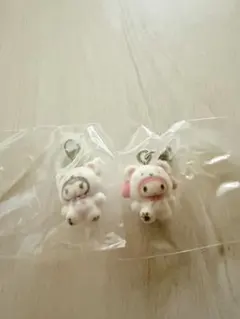 サンリオ ふわふわスノー めじるしアクセサリー　クロミ & マイメロ2個セット