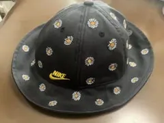 Nike デイジー柄 バケットハット